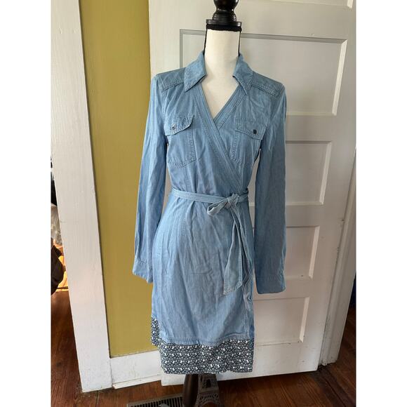 Diane von Furstenberg Savion Denim Chambray Wrap Shirt Dress Size 6 - Picture 2 of 16